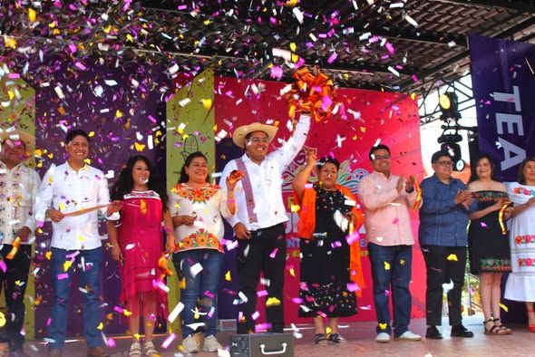 ¡José Sixto Verduzco está de Fiesta!