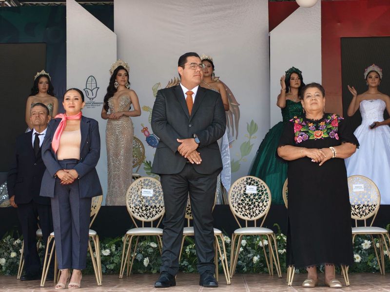 Acto Cívico Conmemorativo por el 216 Aniversario del Inicio de la Independencia de México.